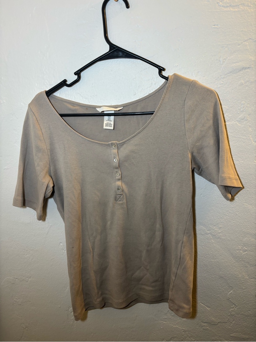H&M Neutral Scoop Neck Henley Tee - Taupe